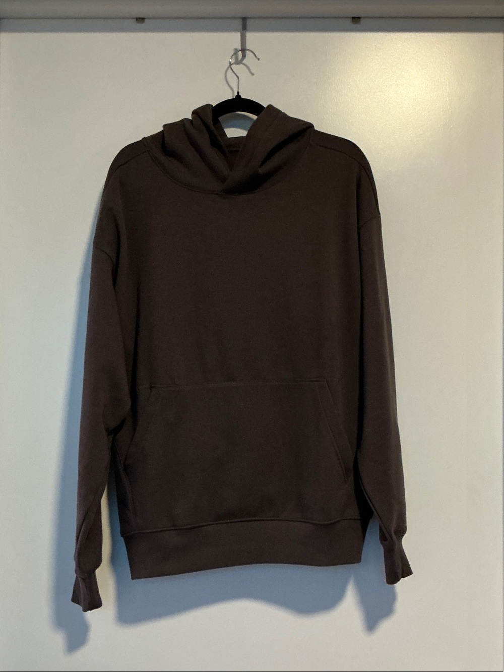 Fabletics Men's Dark Grey/Purple Hooded Pullover Sweatshirt